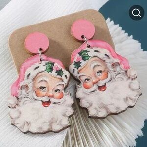 Earrings Santa pink hat old fashion Pierced. NWT